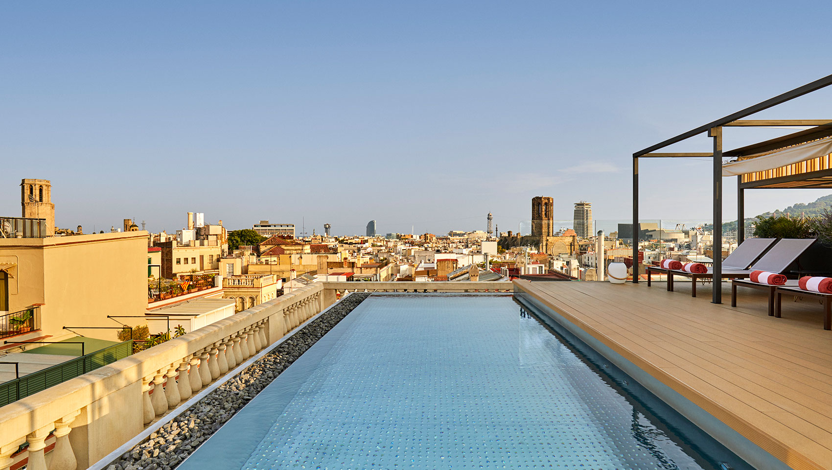 Infinity pool with views of the authentic Barcelona